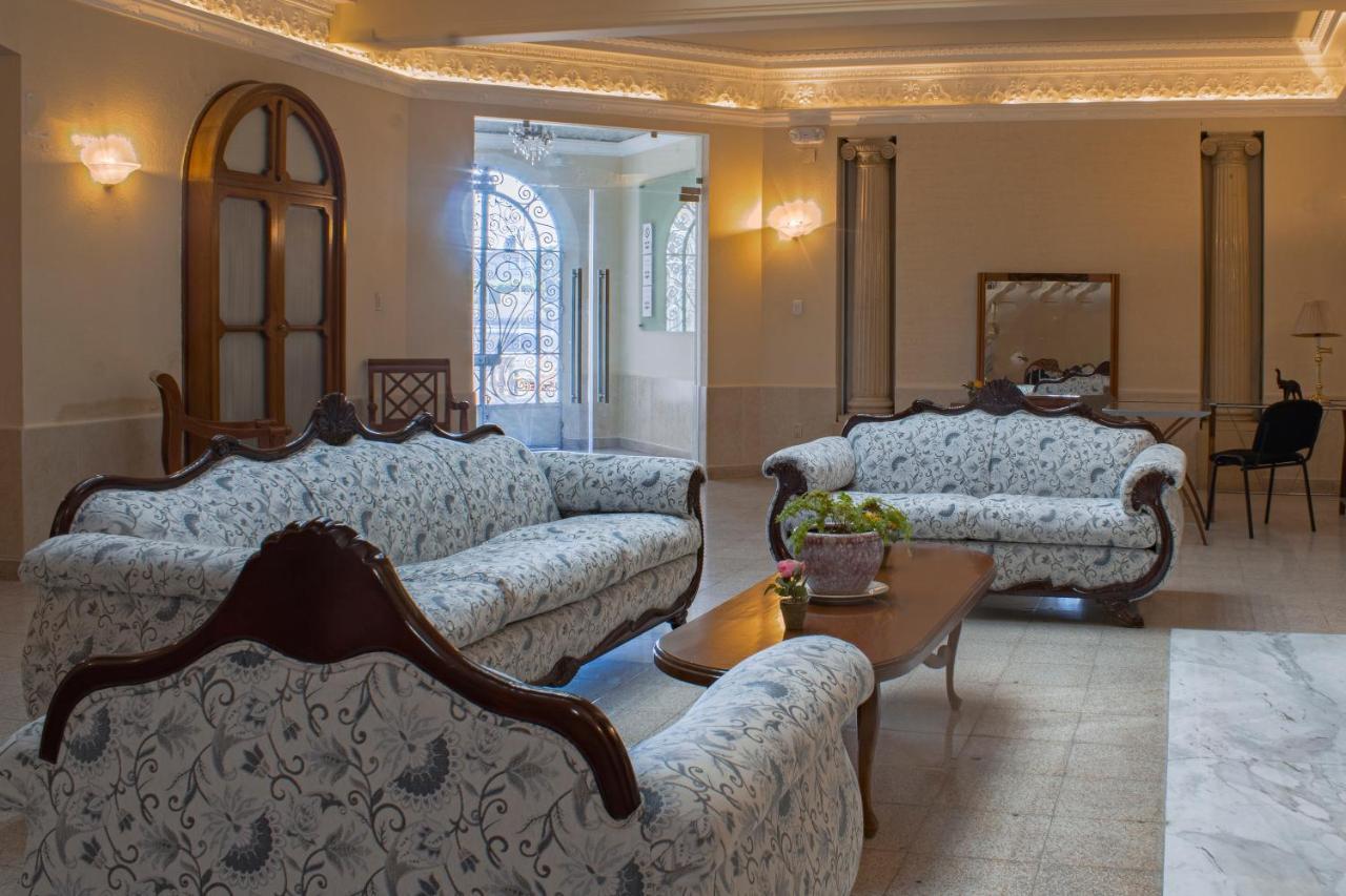 Hotel Gran Domo León Esterno foto
